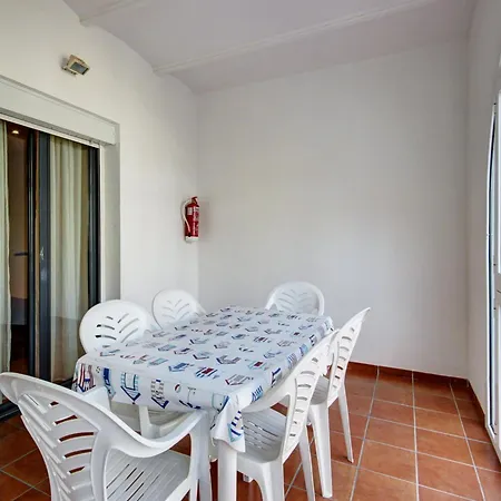 Apartment In Location *