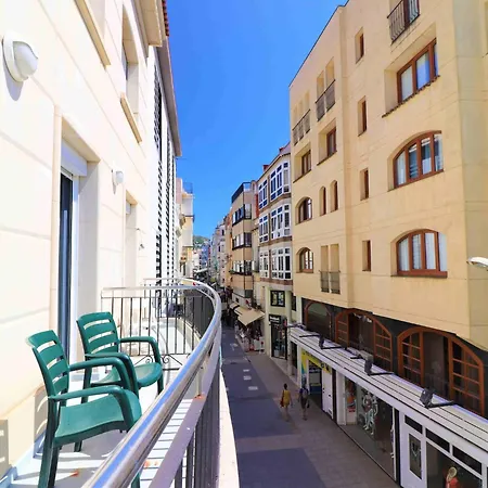 Apartment In Location