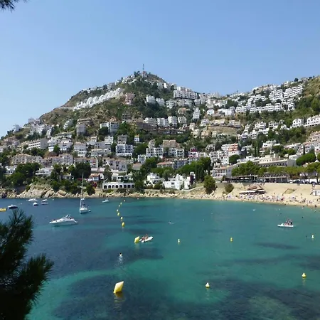 Διαμέρισμα In Location Ρόζες